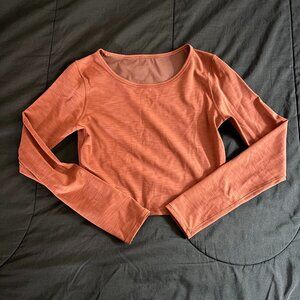 Like New Lululemon Crop Top  - Size 6, Rust
